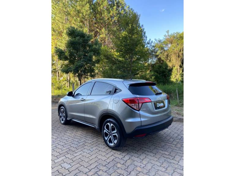 HONDA - HR-V - 2015/2016 - Cinza - R$ 87.000,00