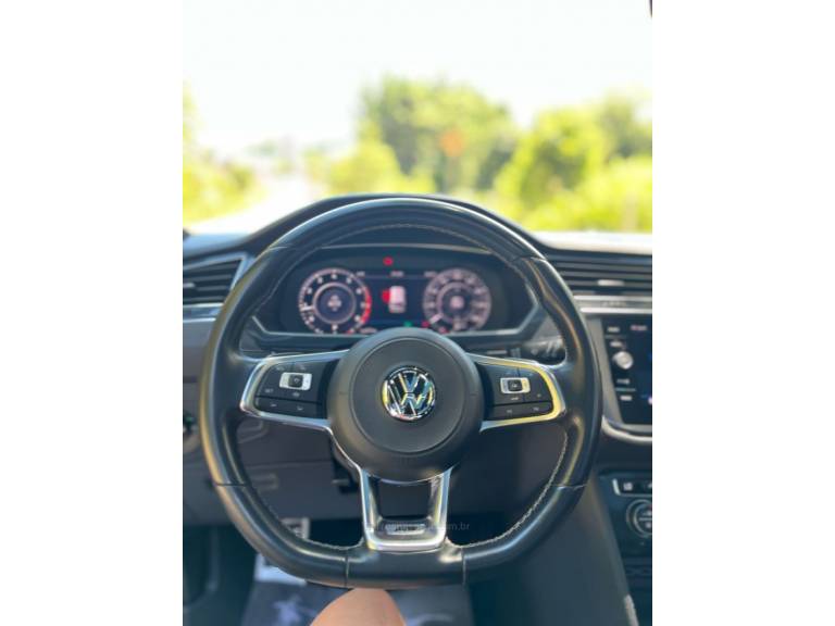 VOLKSWAGEN - TIGUAN - 2019/2019 - Branca - R$ 159.900,00