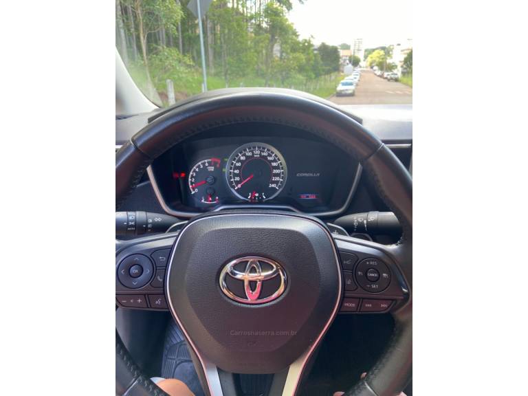 TOYOTA - COROLLA - 2023/2023 - Cinza - R$ 134.900,00