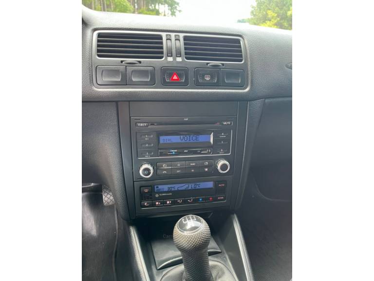 VOLKSWAGEN - GOLF - 2012/2013 - Preta - R$ 57.500,00
