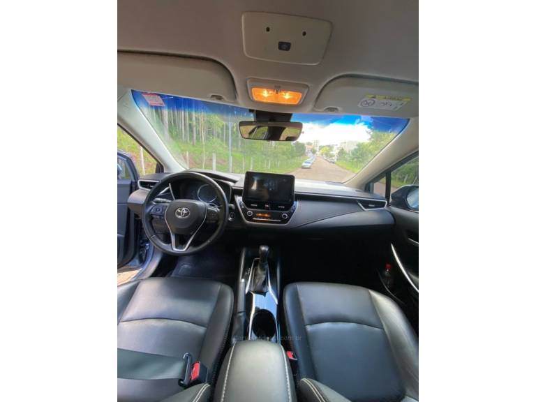 TOYOTA - COROLLA - 2023/2023 - Cinza - R$ 134.900,00