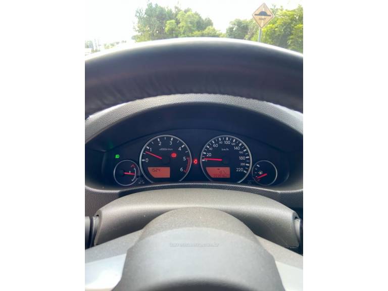 NISSAN - FRONTIER - 2013/2014 - Branca - R$ 87.990,00
