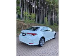 TOYOTA - COROLLA - 2020/2020 - Branca - R$ 121.900,00