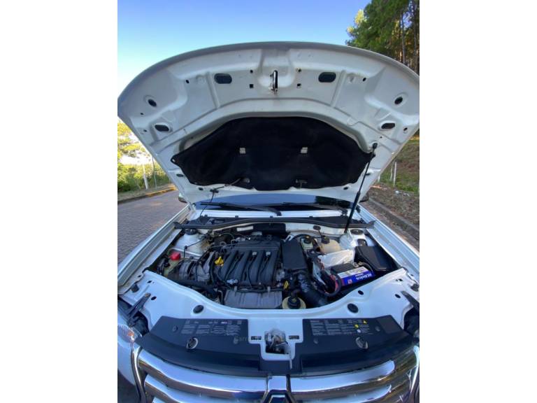 RENAULT - DUSTER - 2012/2013 - Branca - R$ 49.990,00