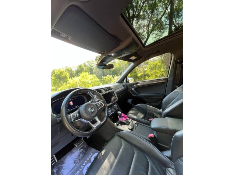 VOLKSWAGEN - TIGUAN - 2019/2019 - Branca - R$ 159.900,00