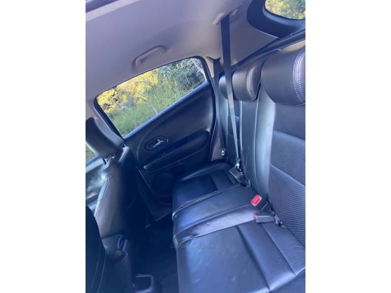 HONDA - HR-V - 2015/2016 - Cinza - R$ 87.000,00