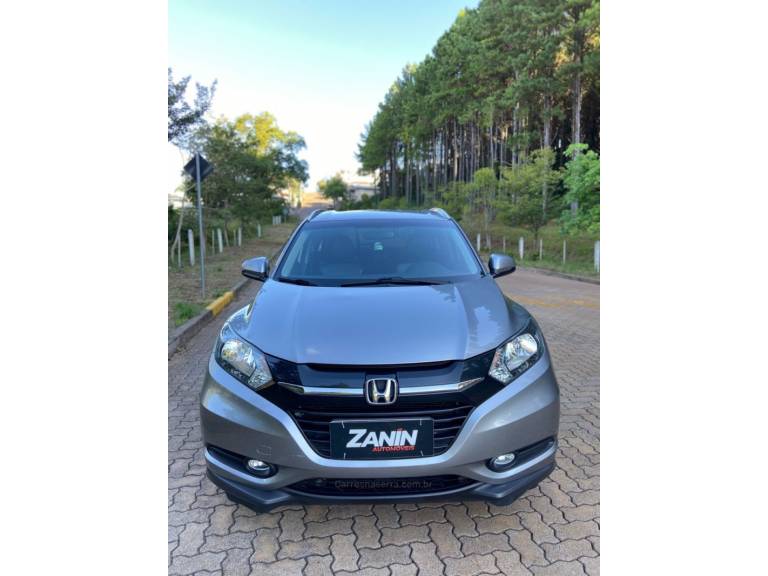 HONDA - HR-V - 2015/2016 - Cinza - R$ 87.000,00