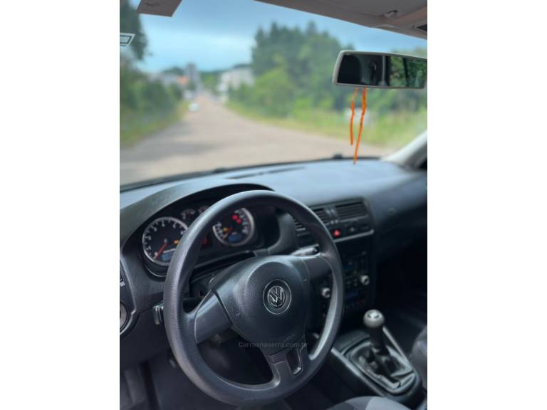 VOLKSWAGEN - GOLF - 2012/2013 - Preta - R$ 57.500,00
