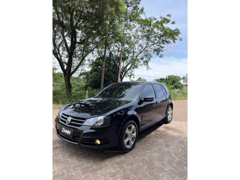 VOLKSWAGEN - GOLF - 2012/2013 - Preta - R$ 57.500,00