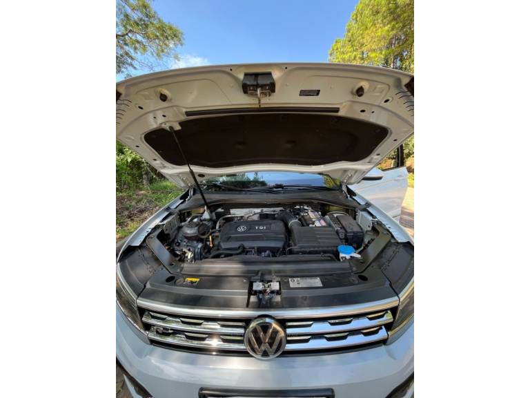 VOLKSWAGEN - TIGUAN - 2019/2019 - Branca - R$ 159.900,00