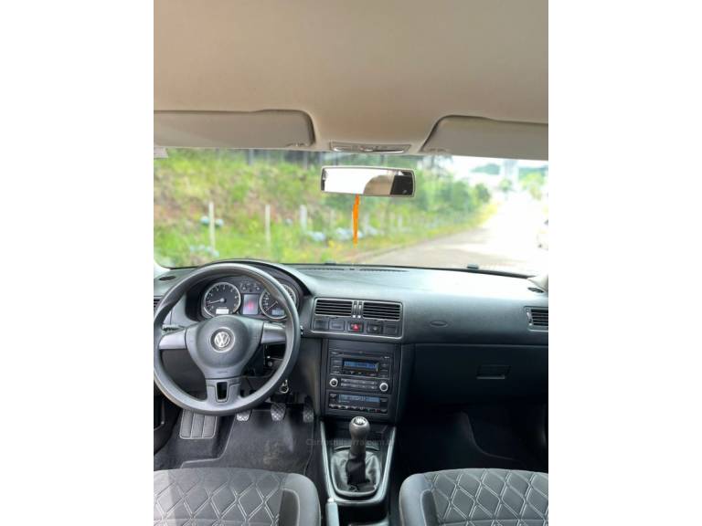 VOLKSWAGEN - GOLF - 2012/2013 - Preta - R$ 57.500,00