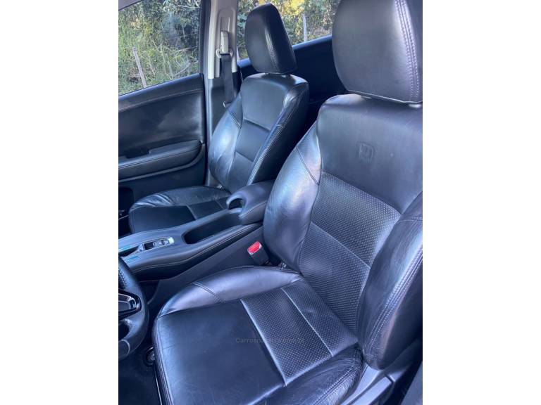 HONDA - HR-V - 2015/2016 - Cinza - R$ 87.000,00