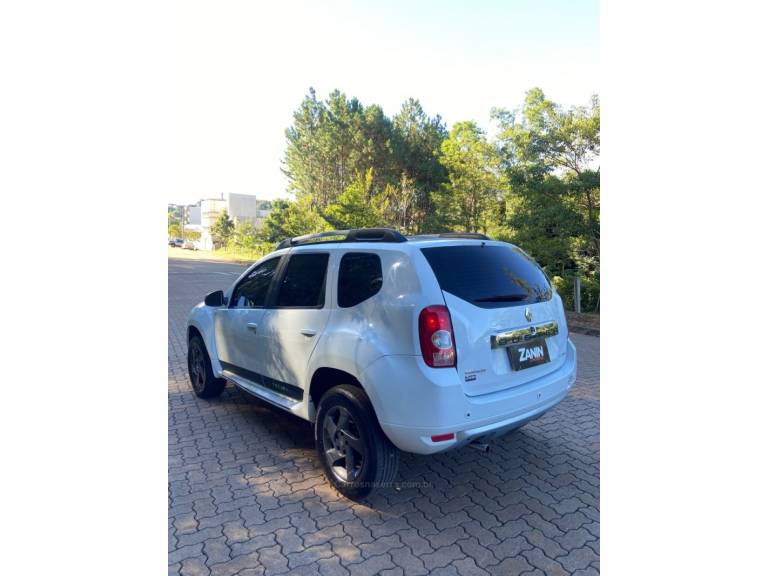 RENAULT - DUSTER - 2012/2013 - Branca - R$ 49.990,00