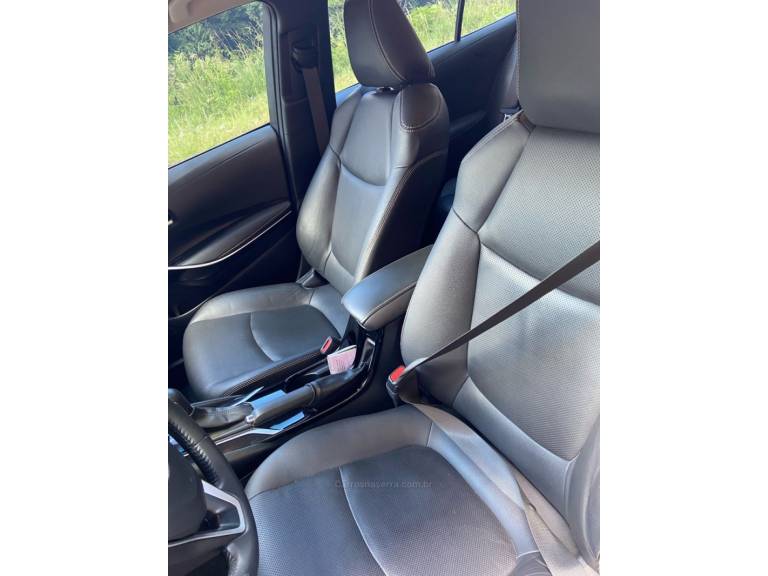 TOYOTA - COROLLA - 2023/2023 - Cinza - R$ 134.900,00