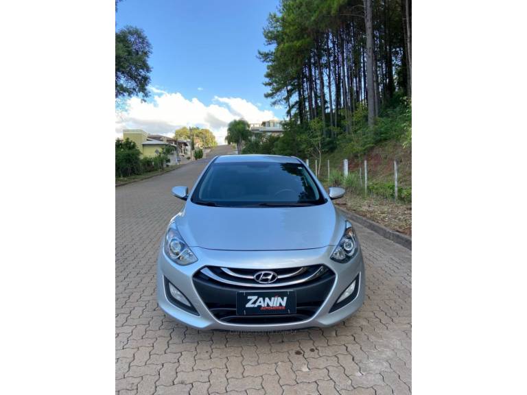 HYUNDAI - I30 - 2015/2015 - Prata - R$ 71.900,00