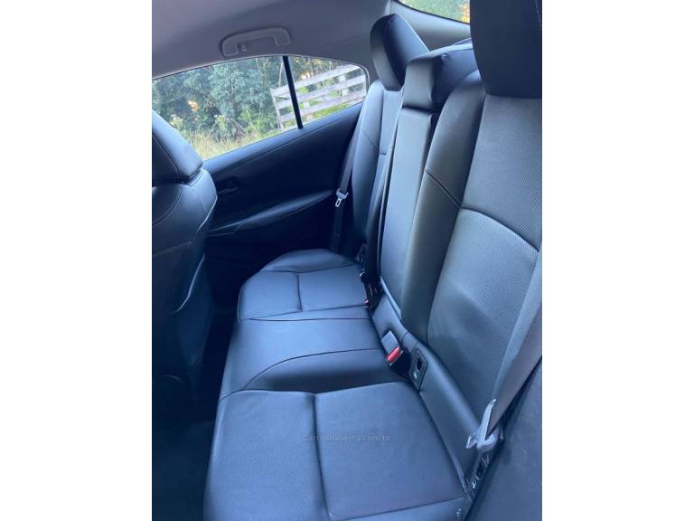 TOYOTA - COROLLA - 2020/2020 - Branca - R$ 121.900,00